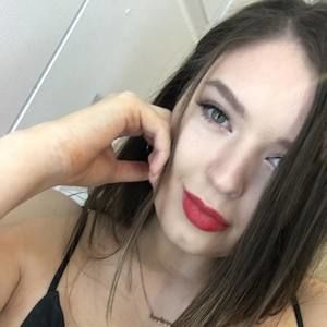 Meet your Posher, Genevieve